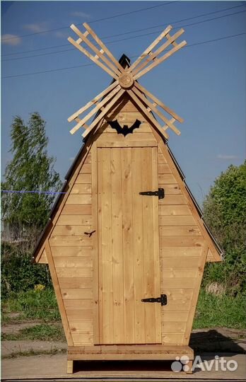 Дачный туалет деревянный HME556