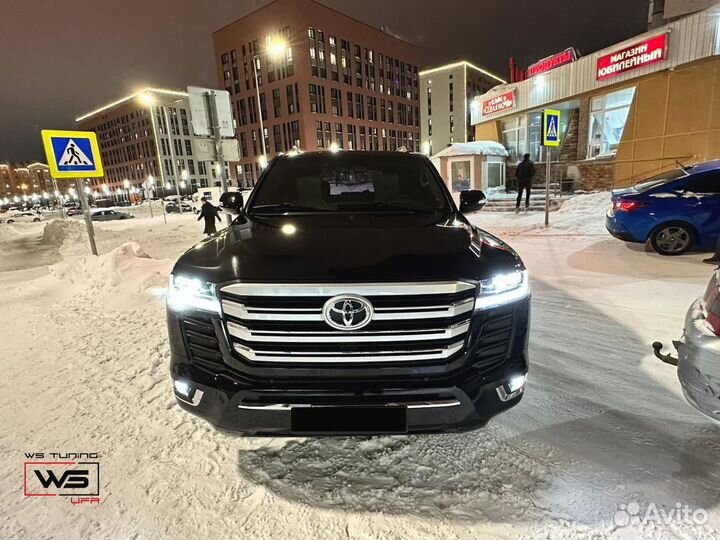 Рестайлинговый комплект Toyota LC 200 в LC 300