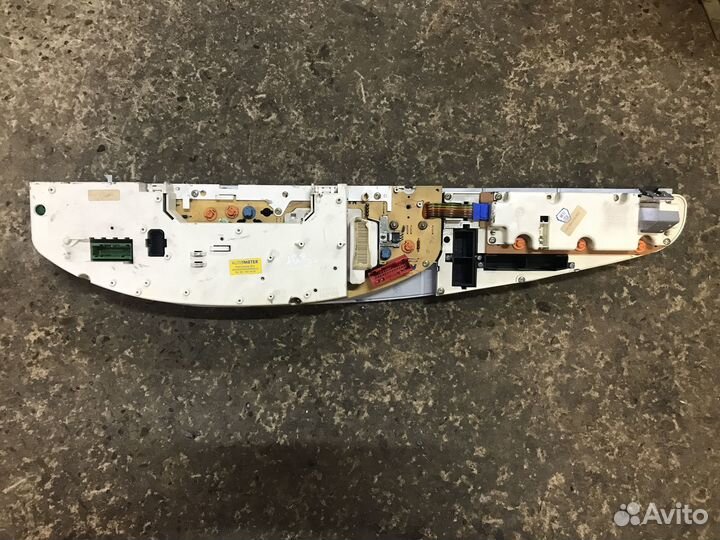 Щиток приборов Audi 100 С4