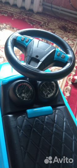 Машинка каталка толокар