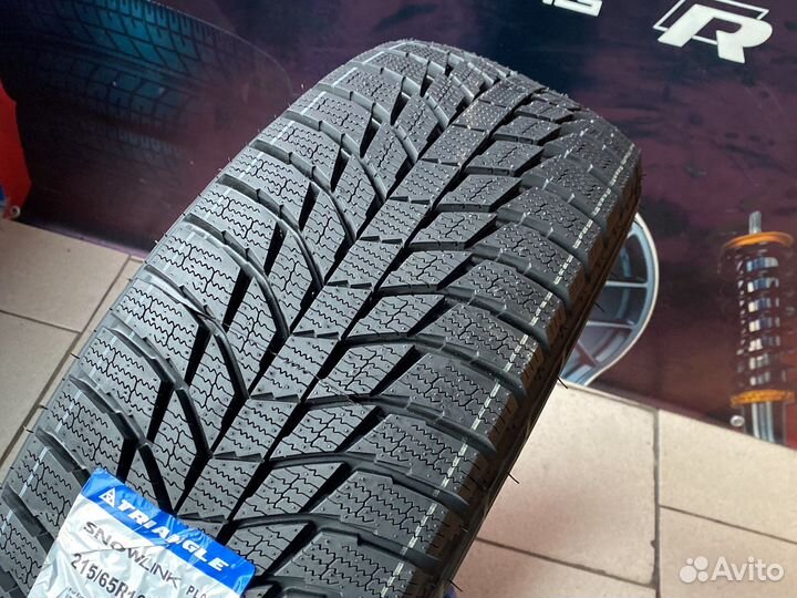 Triangle PL01 235/45 R18 97R