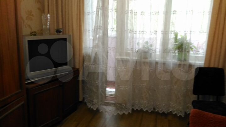 Комната 18 м² в 3-к., 4/5 эт.