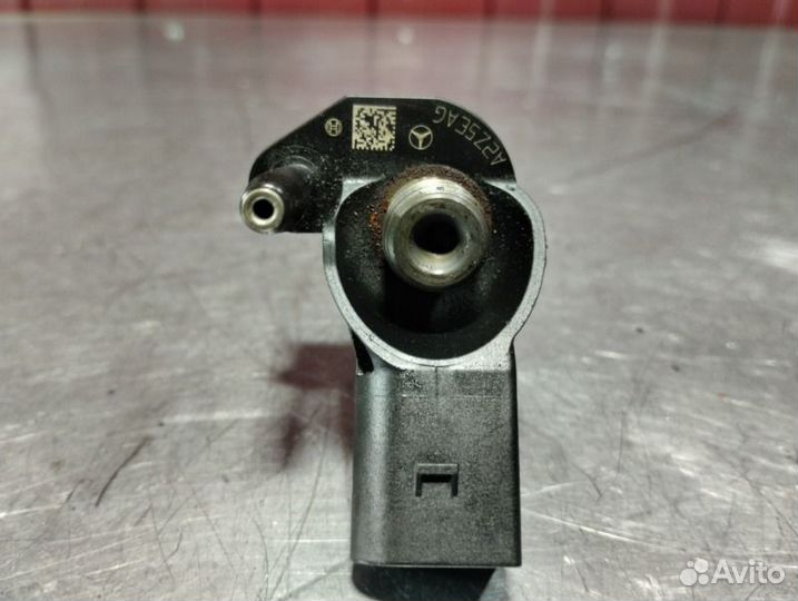 Форсунка Mercedes E-Class W211 OM642 3.0 CDI 2007