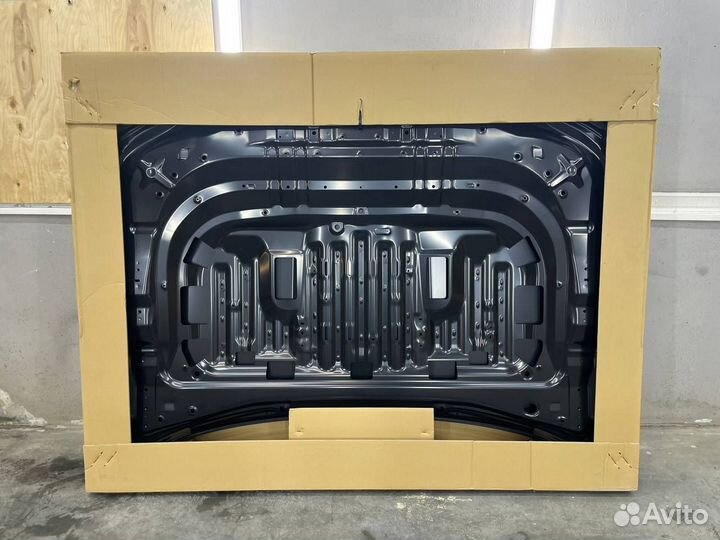 Капот Land Cruiser 300