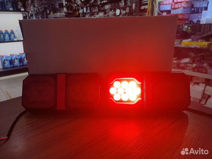 Фонарь задний светодиодный