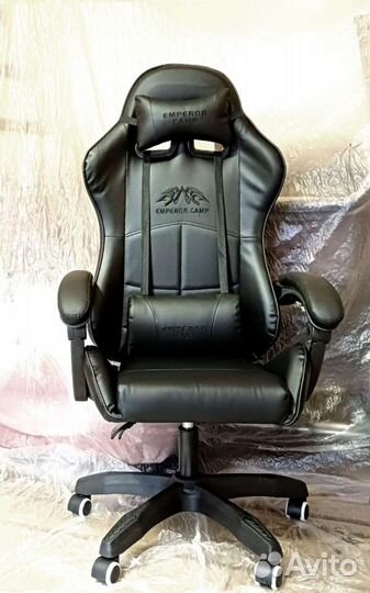 Новоe гeймepсkоe с массажepом компьютерное кресло