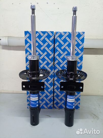 Амортизатор передний Rapid с 2012