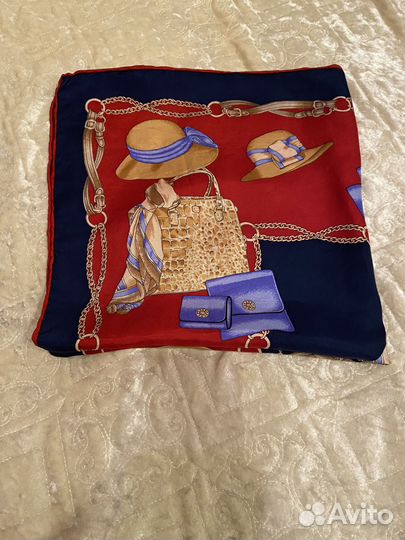 Шелковый платок