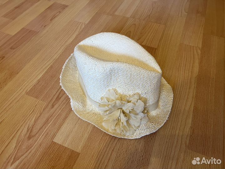 Шляпа новая