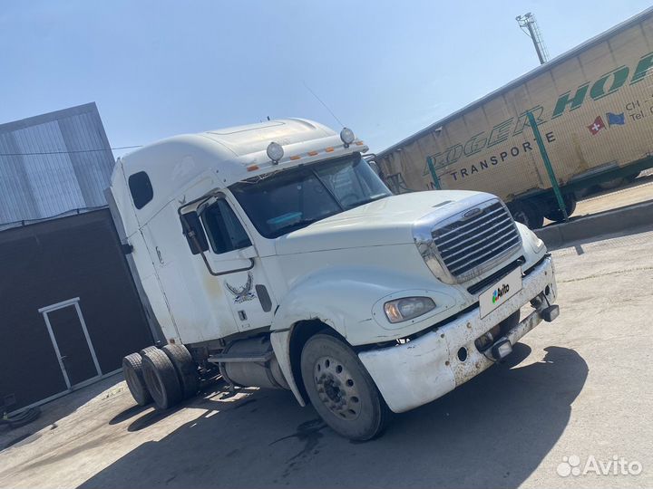 Freightliner Columbia, 2003