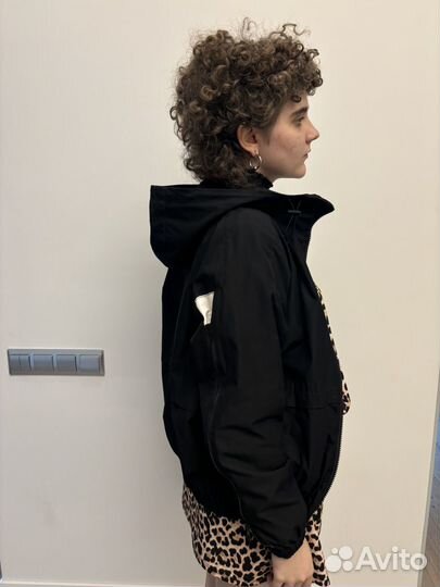 Куртка женская черная осення