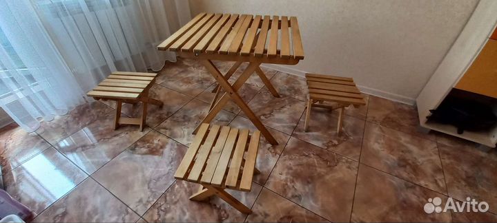 Стол кемпенговый (+3 стула) деревянный складной