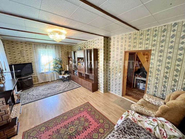 Дом 110 м² на участке 8,5 сот.