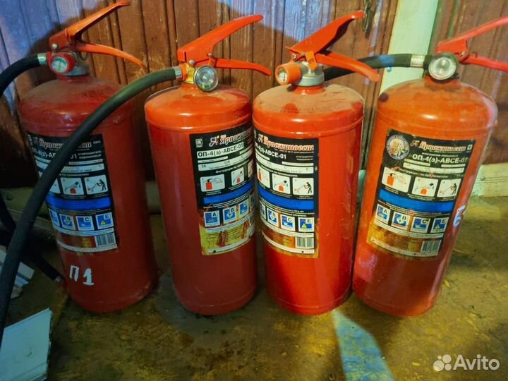 Огнетушитель порошковый оп 4