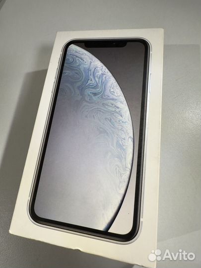 iPhone Xr, 64 ГБ
