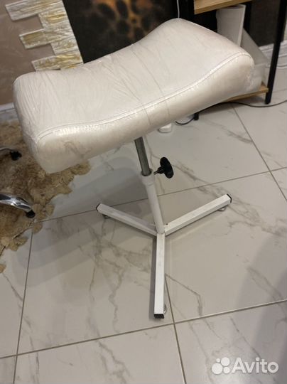 Стойка для педикюра