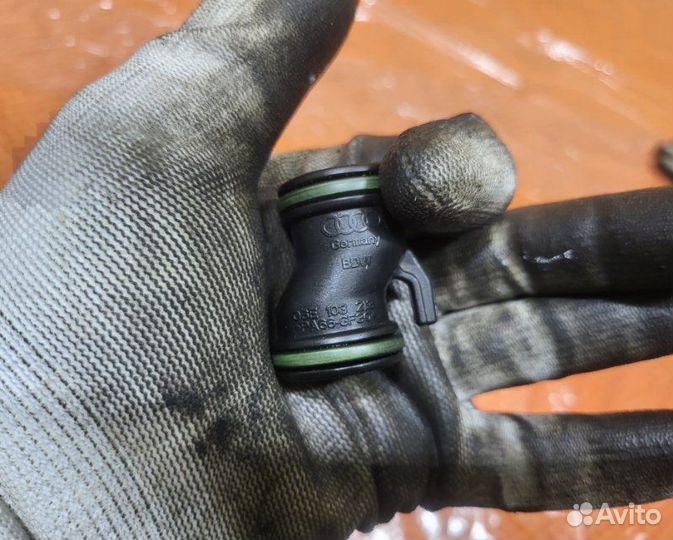 Трубка Audi A6 C7 4G cgwb 2012