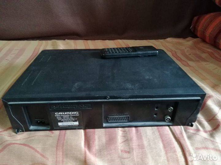 Видеомагнитофон Grundig GR522 GX4