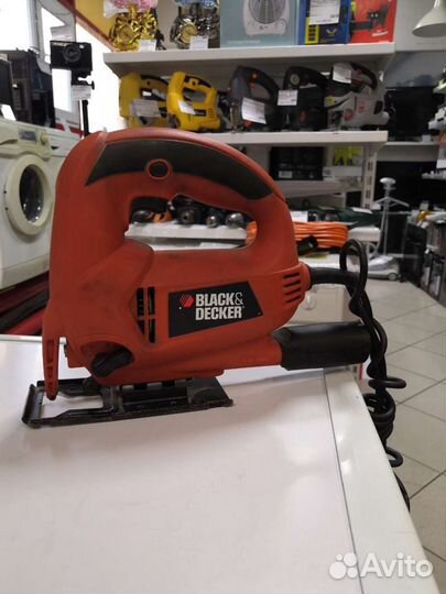 Электролобзик Black&decker