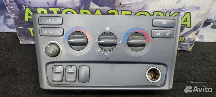 Блок управления отопителем Volvo S80