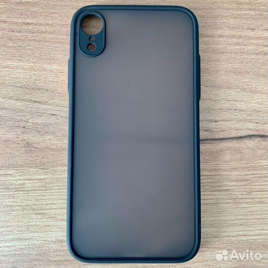 Чехол на iPhone XR прозрачный черный