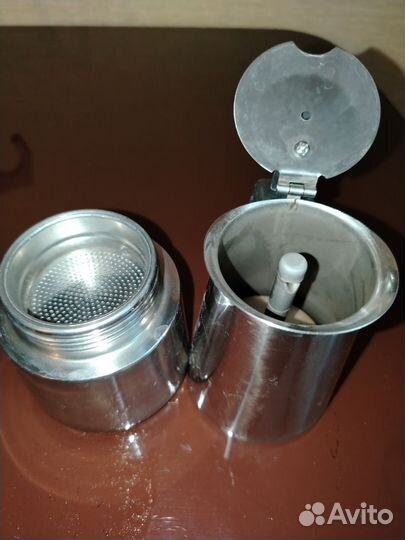 Гейзерная кофеварка