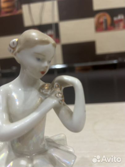 Статуэтка балерина фарфор