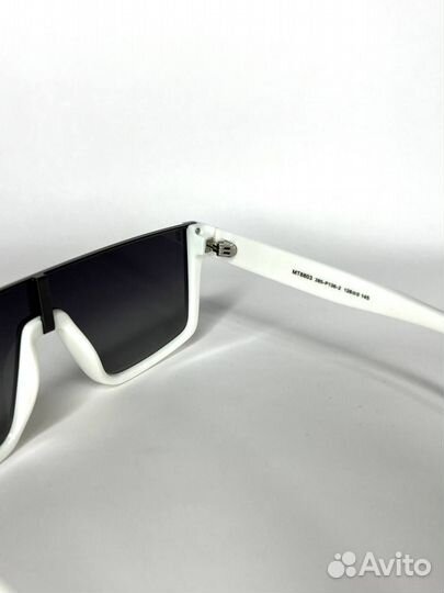 Очки солнцезащитные Matrix