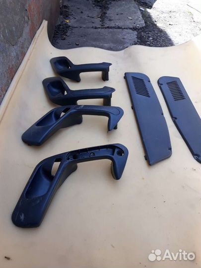 Ручки дверей салона