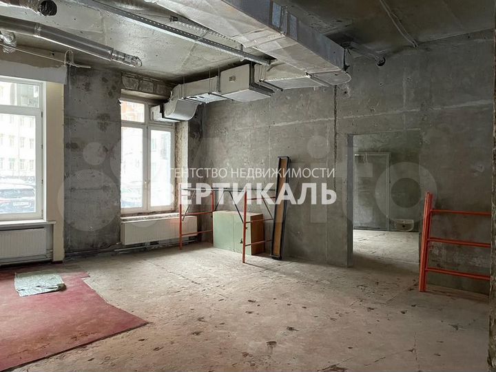 ПСН около метро 2 станций метро