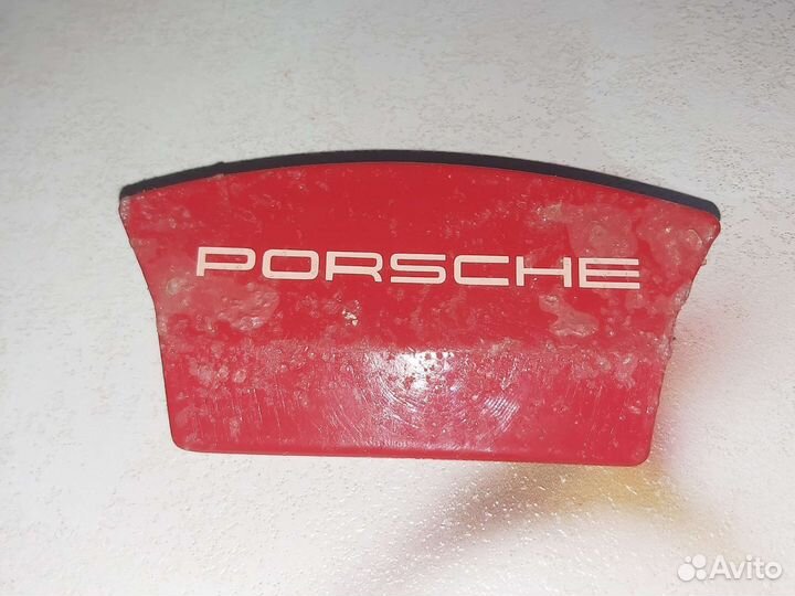 Накладка на тормозные суппорта porsche