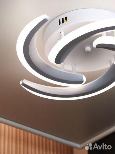 Люстра светодиодная потолочная 5 ламп