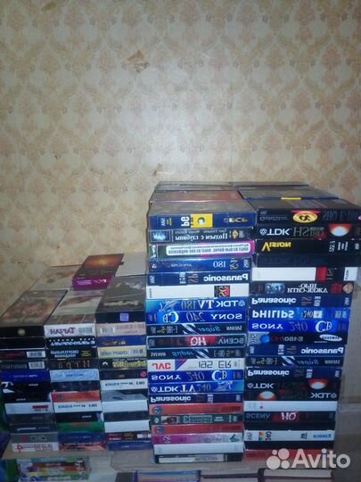 Видеокассеты VHS. Коллекция. Много
