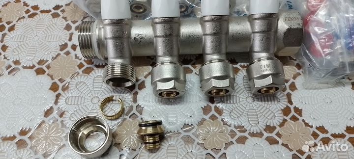 Распределительный коллектор для водоснабжения