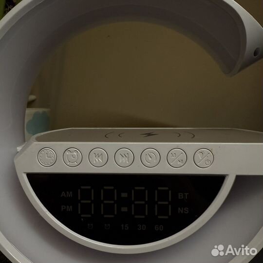 Умный светильник/колонка/зарядка