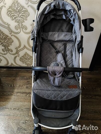 Всесезонная прогулочная коляска Dearest