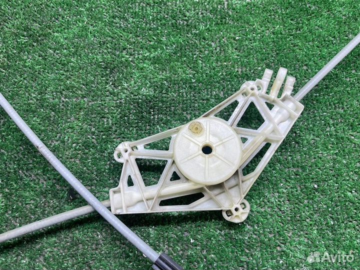 Стеклоподъемник электрический передний левый