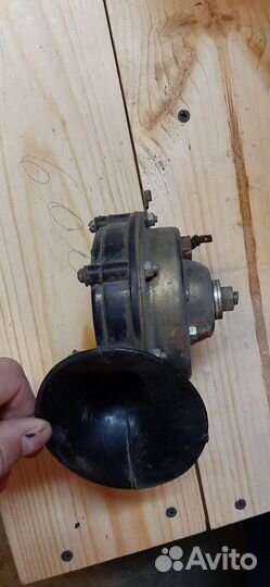 Сигнал автомобильный