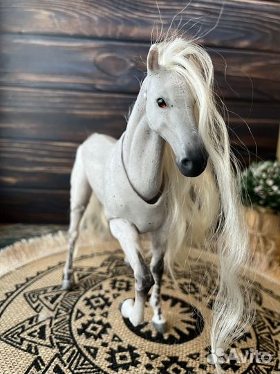 Подвижная лошадь, 3Д