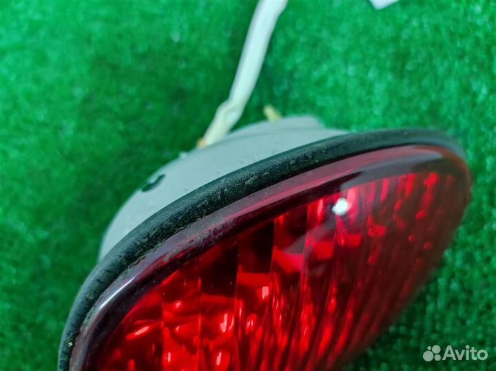 Фонарь задний внутренний левый Lexus GS300 (S160)