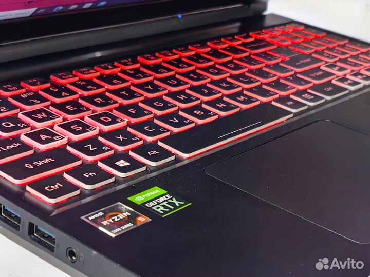 Игровой ноутбук Acer 15.6