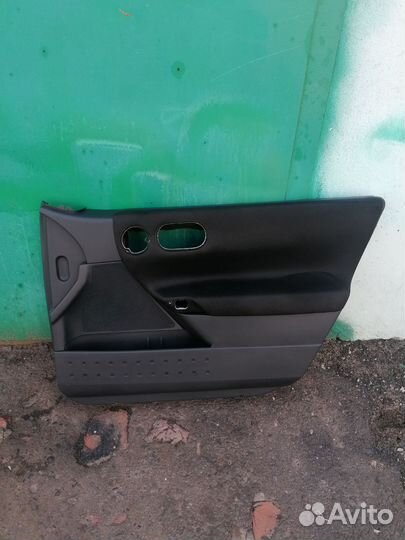 Передняя правая карта двери рено меган 2