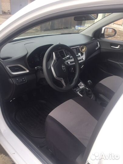 Hyundai Solaris 1.6 МТ, 2022, 11 200 км