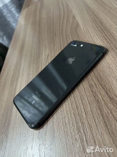 iPhone 8 Plus, 128 ГБ