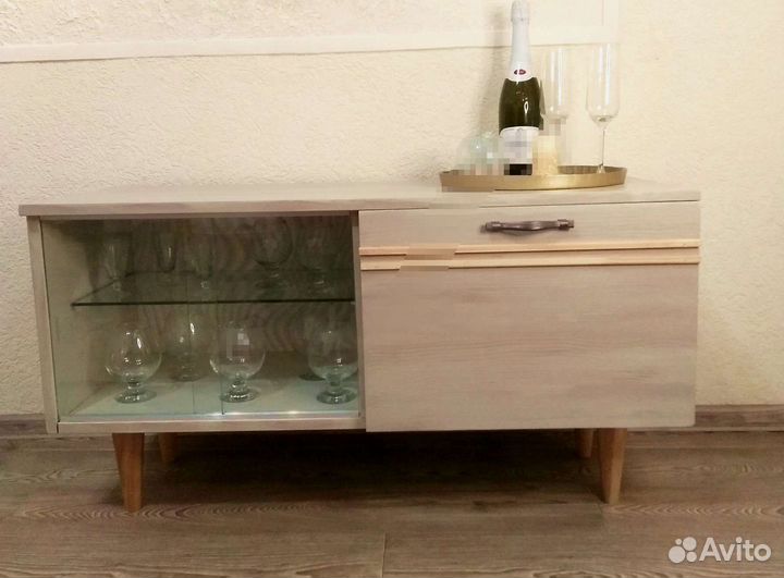 Тумба для тв, проигрывателя винила или мини бара