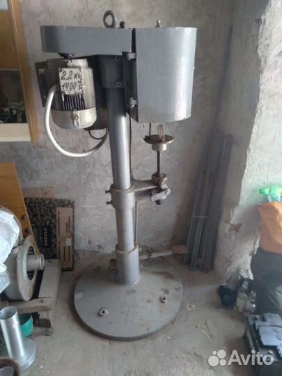 Машинка для закатки банок