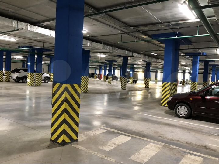 Машиноместо, 18 м²