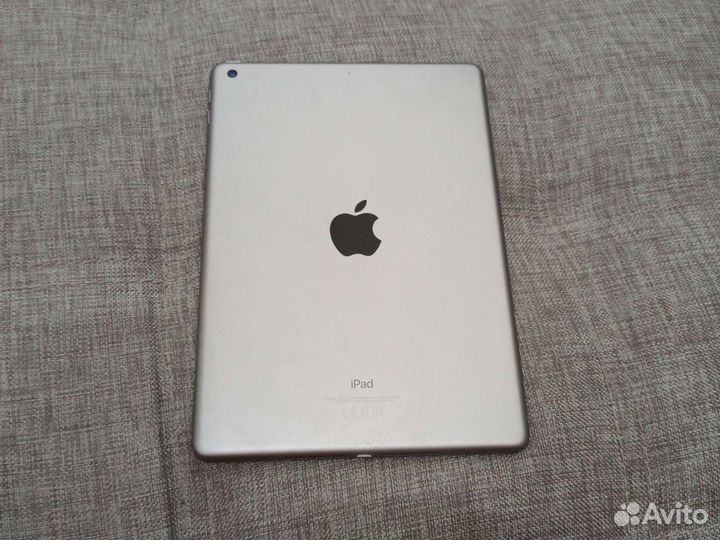 Планшет apple iPad 2018