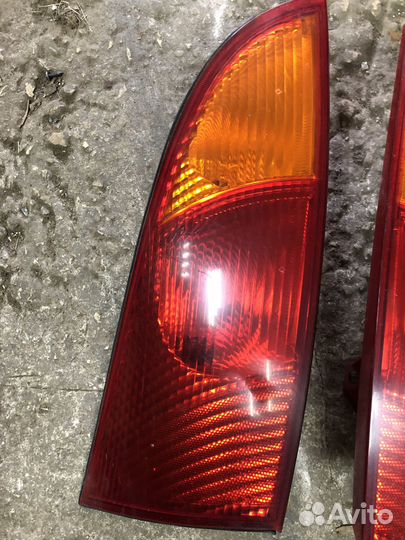 Задняя фара Ford Focus 1