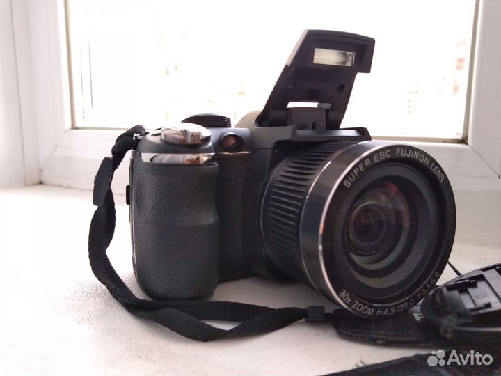 Зеркальный фотоаппарат fujifilm